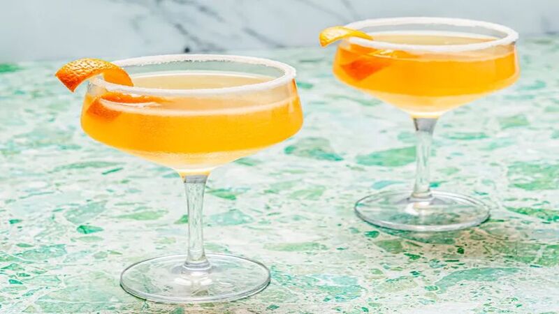 BRANDY COCKTAIL: SIDECAR